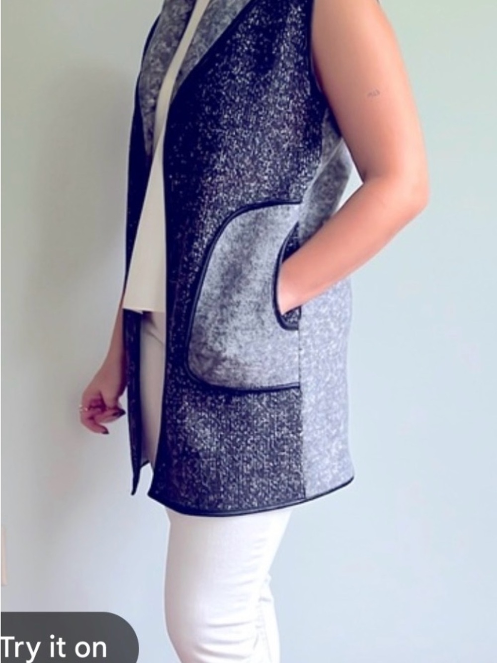 Zenergy by Chico’s Two-Tone Gray Sleeveless Open Front Vest size 1 Medium